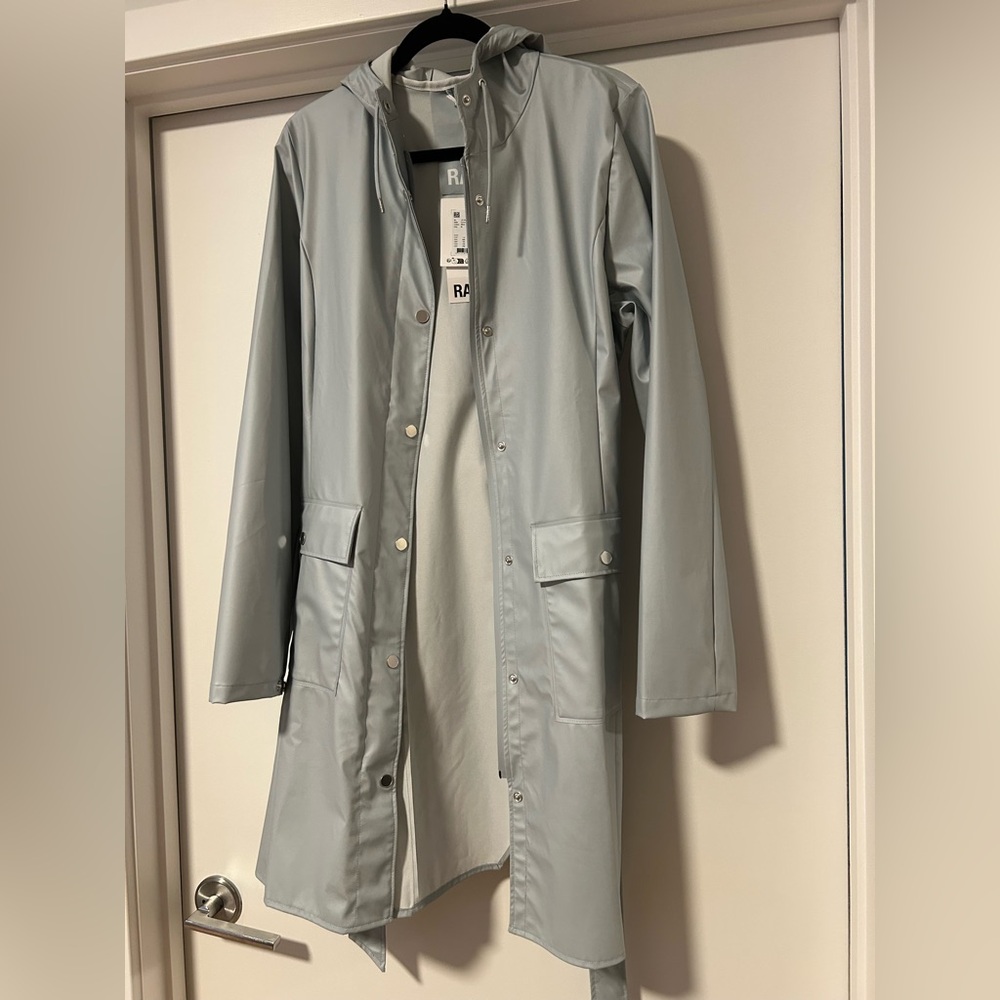 NWT RAINS Women's Baby Blue Size M Hooded Raincoat